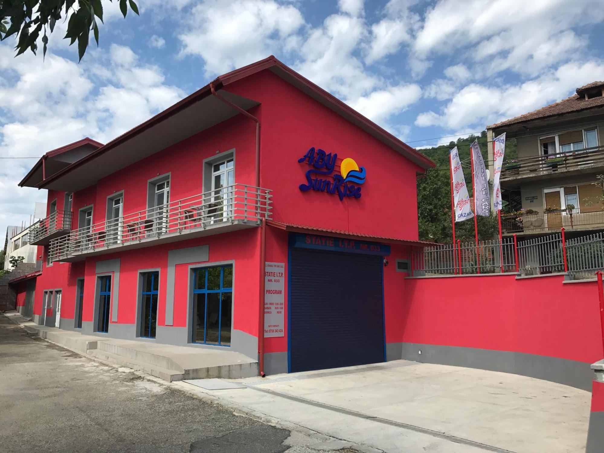 Hotel Aby Sunrise Orşova Exterior foto