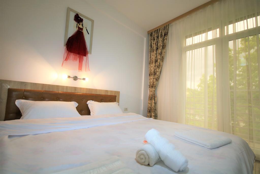 Hotel Aby Sunrise Orşova Exterior foto