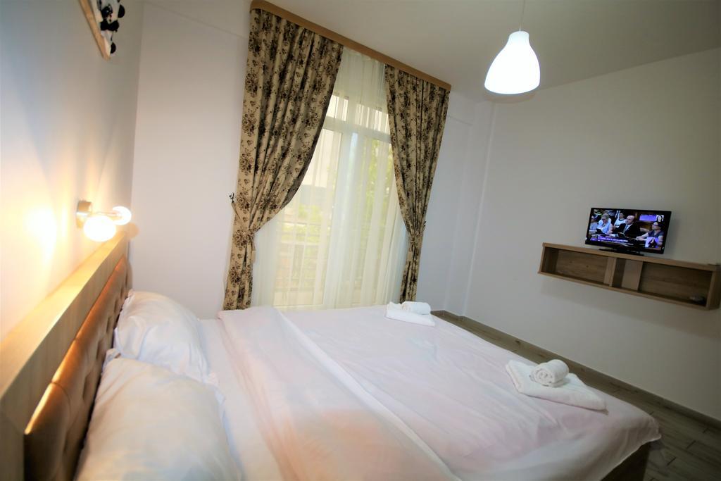 Hotel Aby Sunrise Orşova Exterior foto