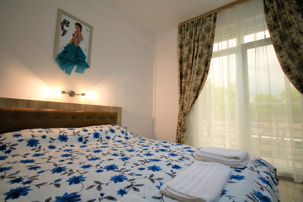 Hotel Aby Sunrise Orşova Exterior foto