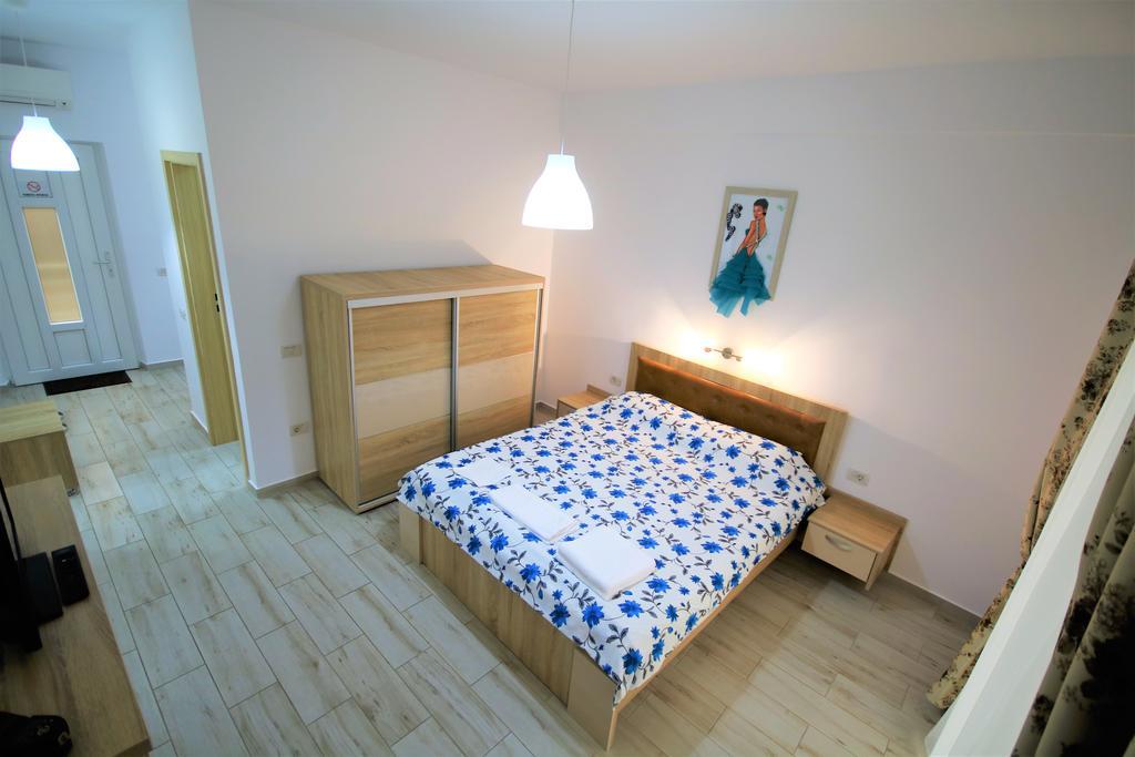 Hotel Aby Sunrise Orşova Exterior foto